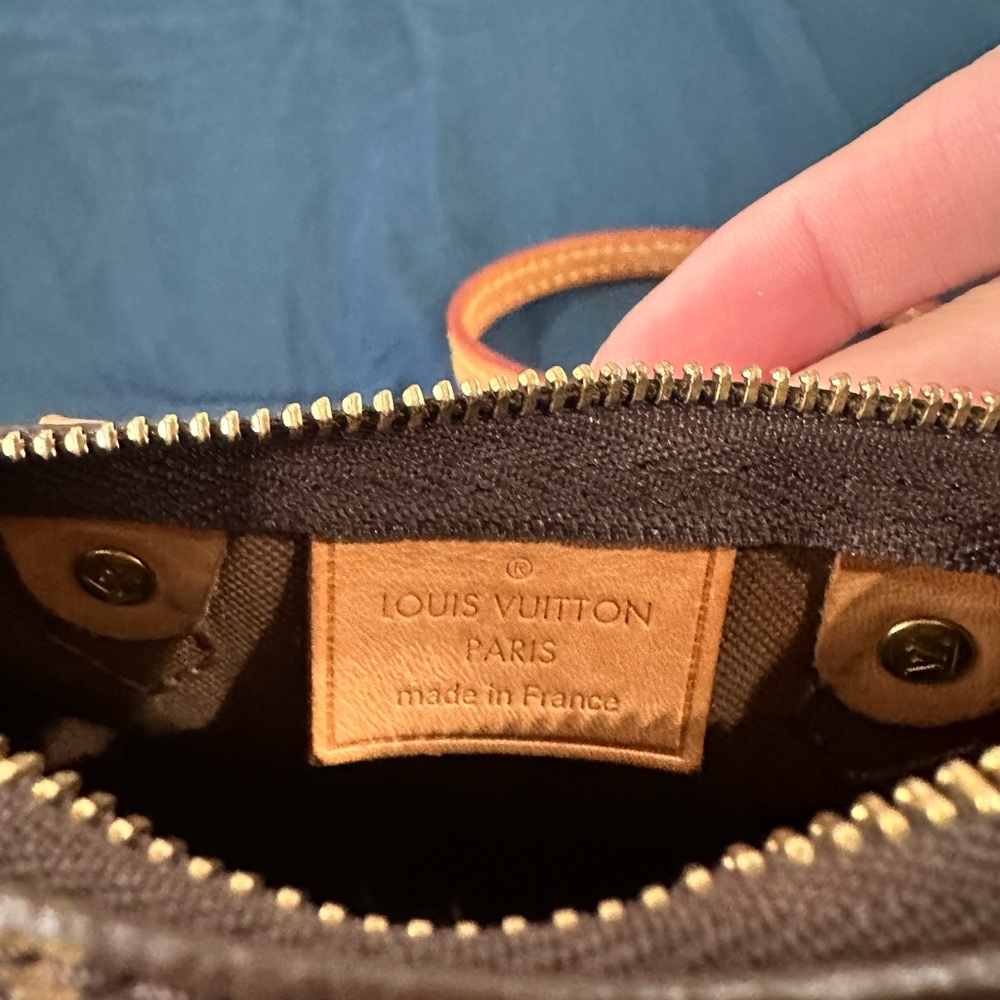 Louis Vuitton nano speedy (DISCONTINUED) - Picture 8 of 14